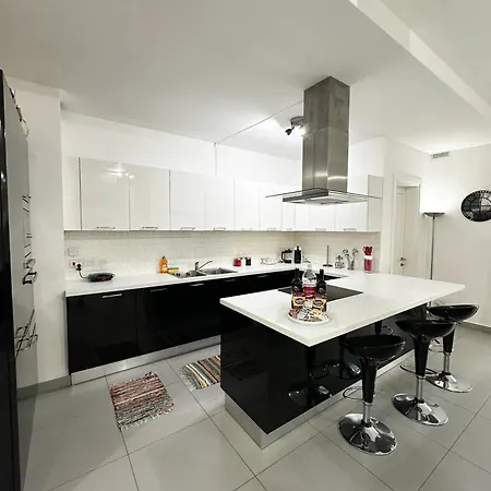 Luxury Duplex In Paceville Lägenhet *