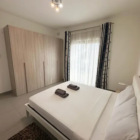 شقة Luxury Duplex In Paceville سانت جوليان